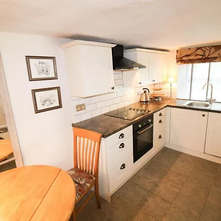 別荘 Kirkstone Ideal For A Romantic Break Centrally Located In With Wood Burning Stove *