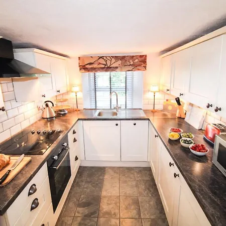 Kirkstone Ideal For A Romantic Break Centrally Located In With Wood Burning Stove