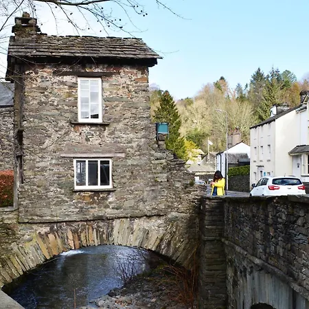 Kirkstone Ideal For A Romantic Break Centrally Located In With Wood Burning Stove * Ambleside